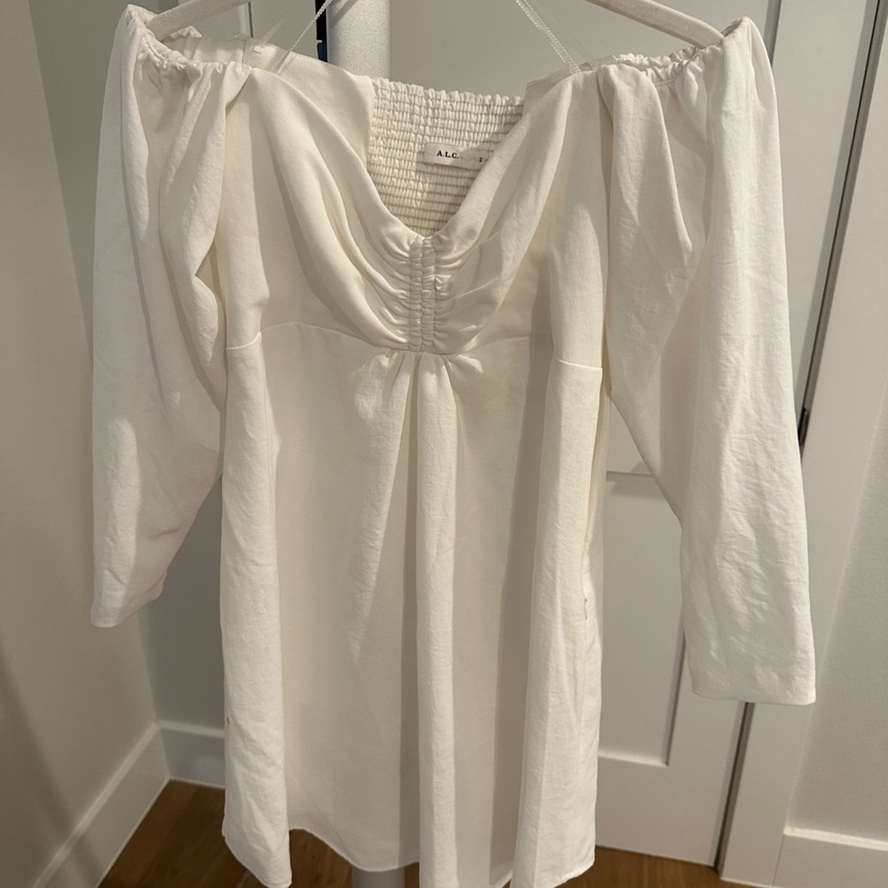 White off the shoulder elegant dress